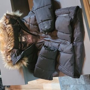 Hello Hansen quilted short coat with faux fur trim removable hood